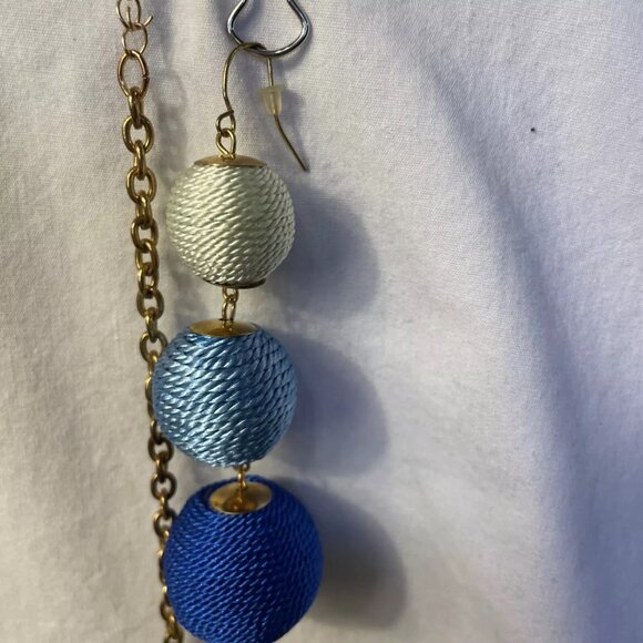 Blue Tones Thread-Wrapped Bead 20" Necklace Matching Drop Earrings - Picture 4 of 11